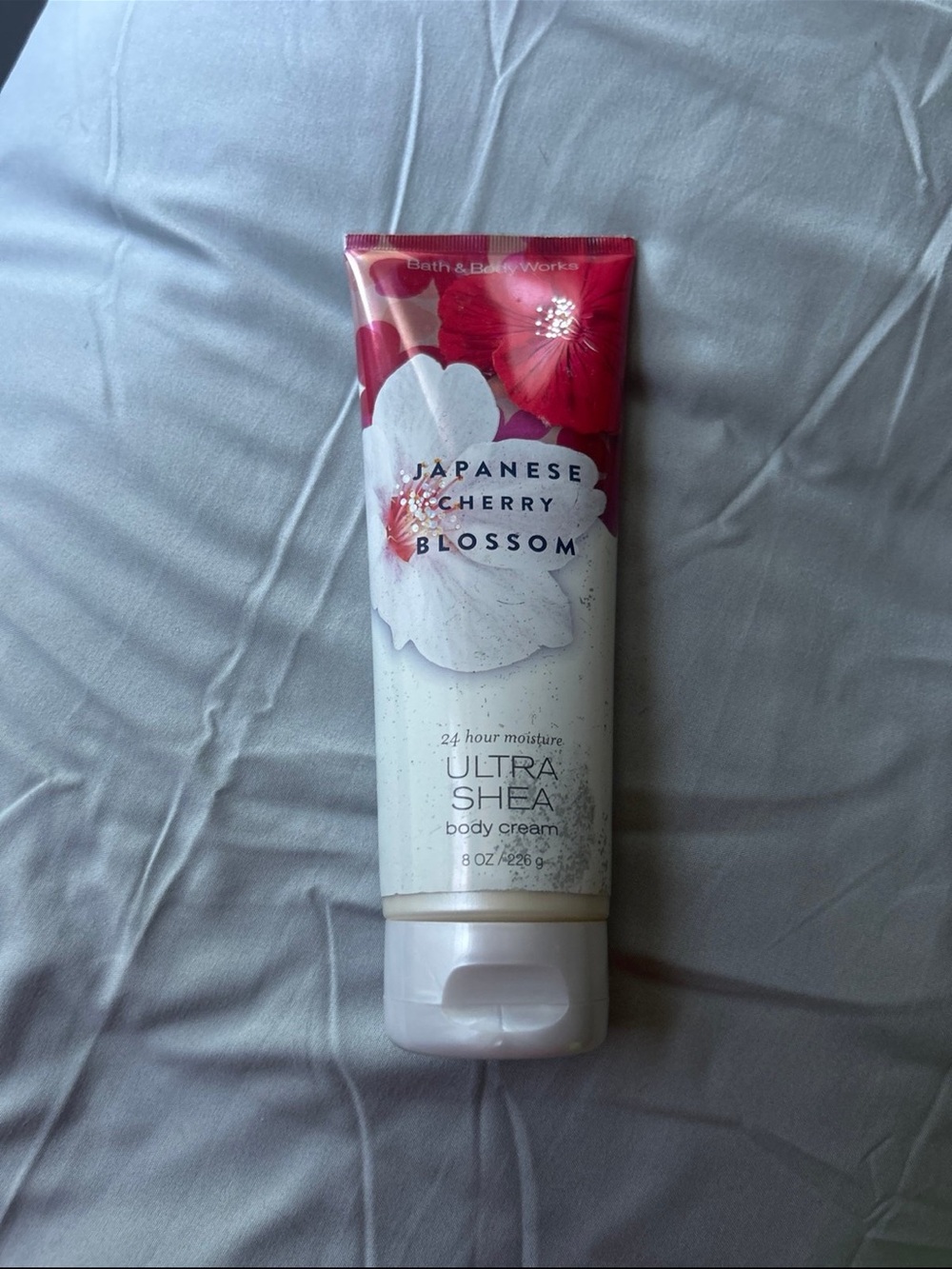 Bath & Body Works Japanese Cherry Blossom Body Cream - White & Pink